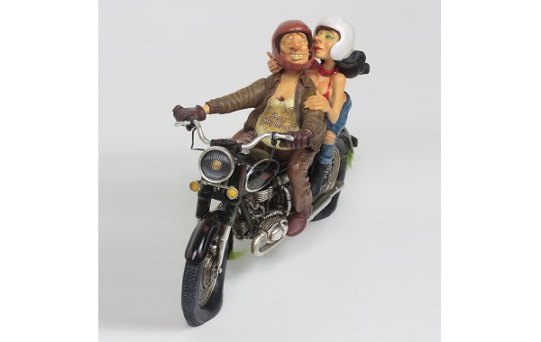 Bild 2 - Motorradfahrer mit Sozia