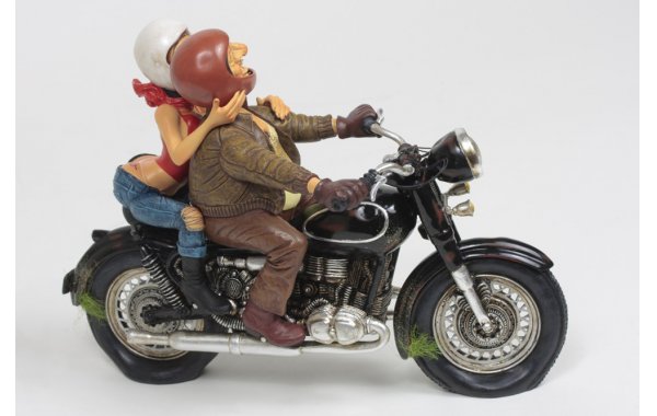 Bild 3 - Motorradfahrer mit Sozia