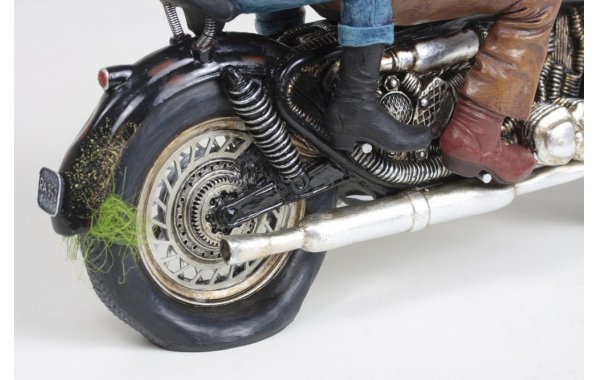 Bild 4 - Motorradfahrer mit Sozia