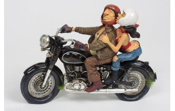 Bild 1 - Motorradfahrer mit Sozia